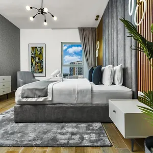 Apartment Yas Island Premier Apts By Desert Key - Steps To Ferrari World & Yas Mall, Abu Dhabi